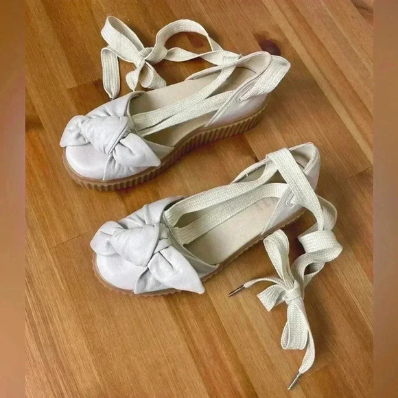 FENTY PUMA Women's 8.5 The Bow Creeper Sandals Cream Leather Lace Up Flatform - Picture 14 of 16